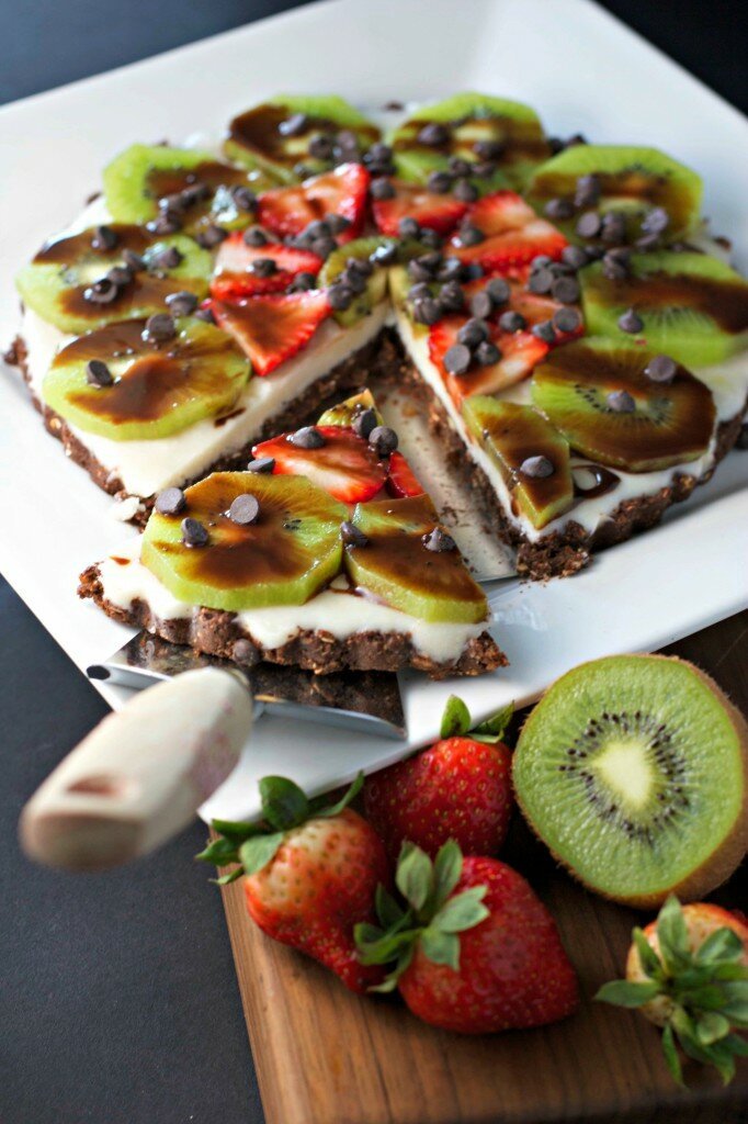 best recipe chocolate strawberry kiwi desert pizza vegan gluten free