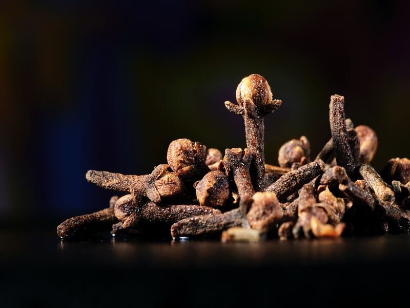Image of a Cloves