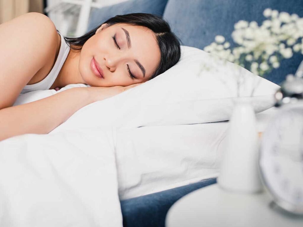 restful sleep can significantly improved menstrual cycle regularity